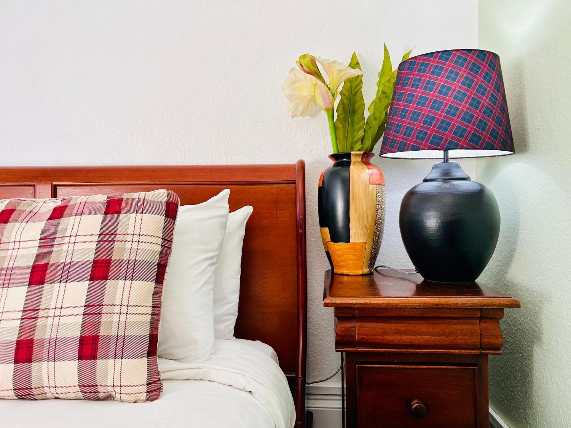 Clarence Quarters Self-Catering Guest House Portsmouth Ngoại thất bức ảnh