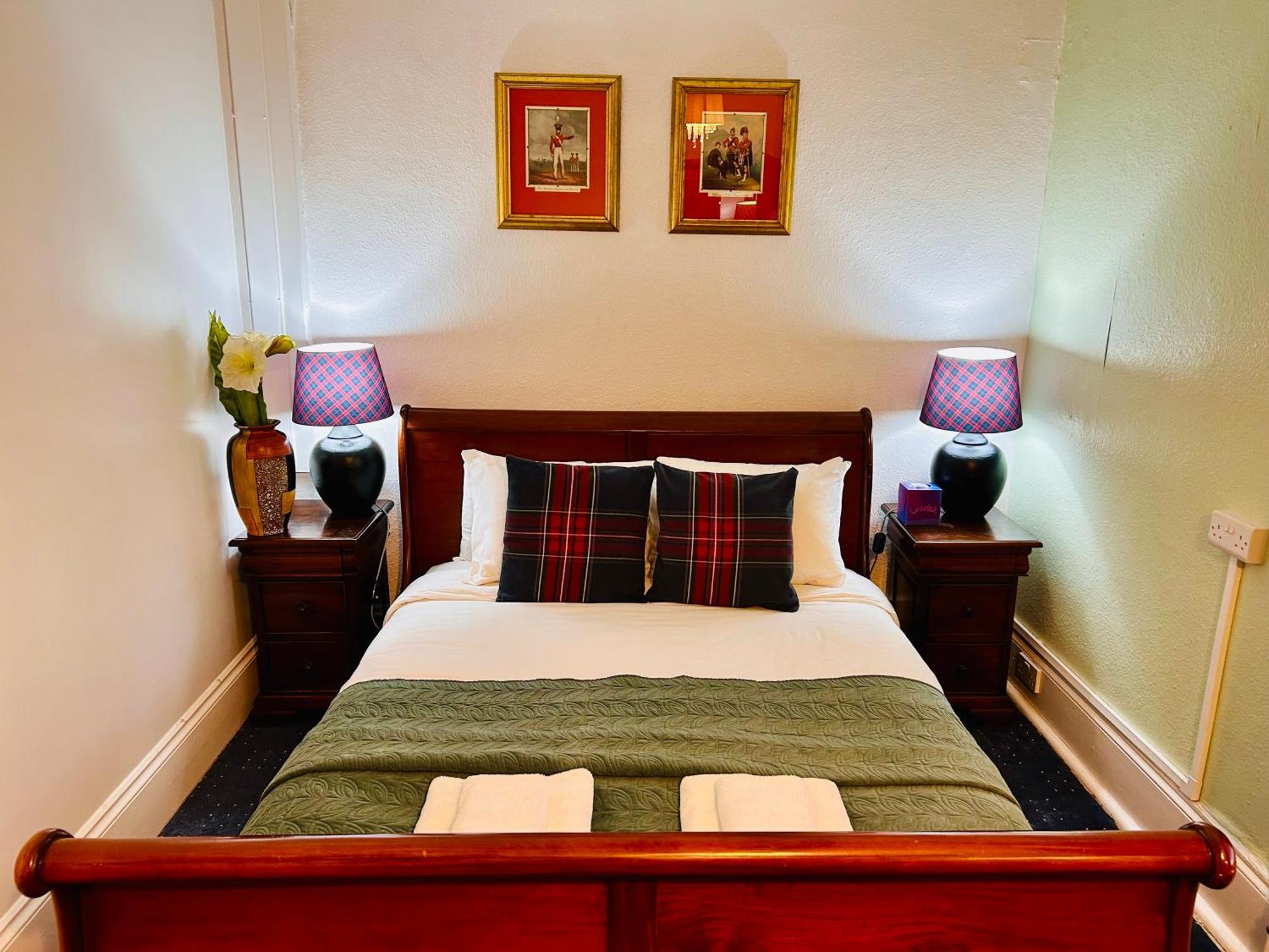 Clarence Quarters Self-Catering Guest House Portsmouth Ngoại thất bức ảnh