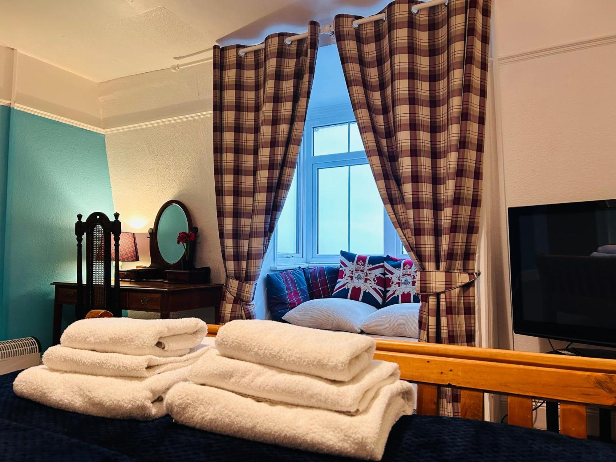 Clarence Quarters Self-Catering Guest House Portsmouth Phòng bức ảnh