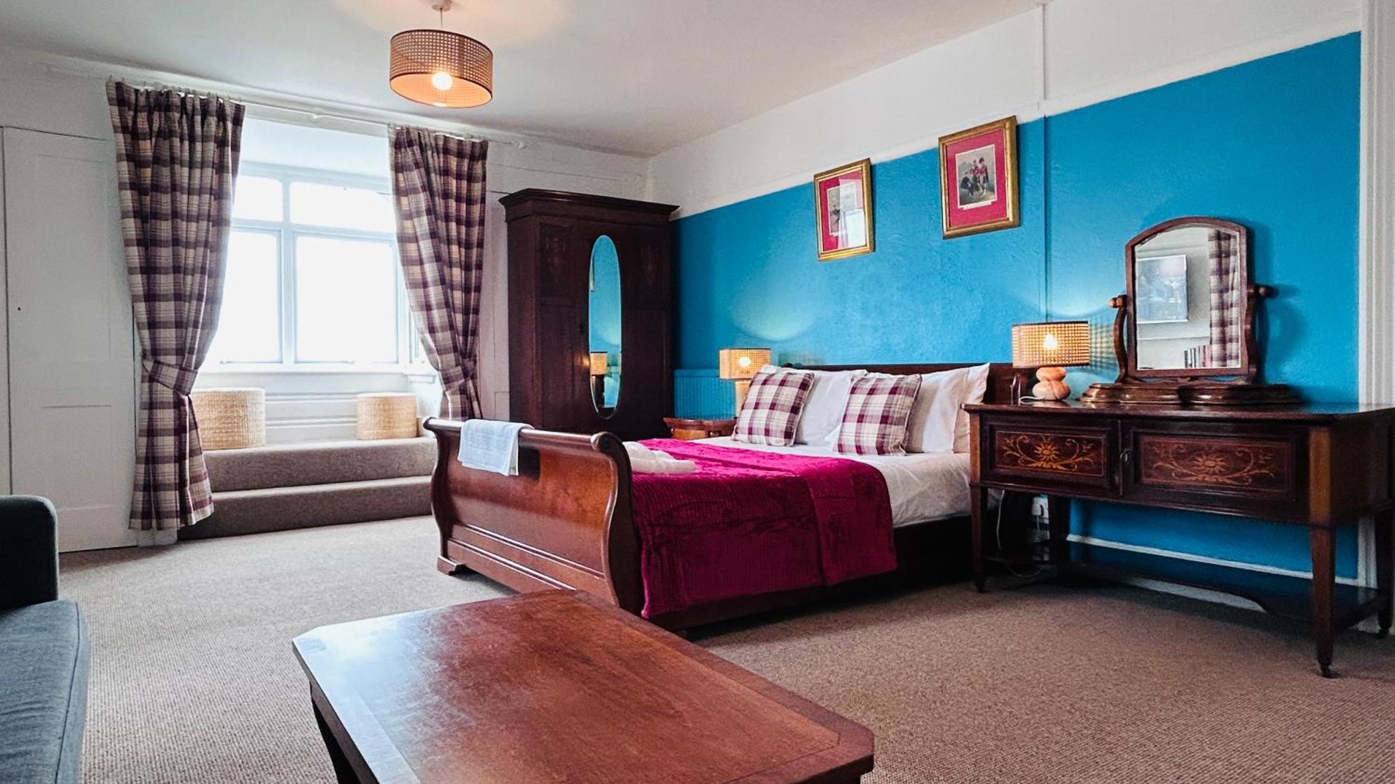 Clarence Quarters Self-Catering Guest House Portsmouth Ngoại thất bức ảnh